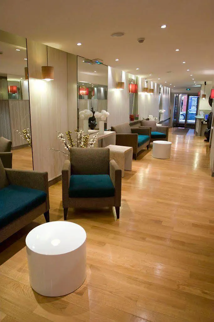 פריז Hotel Caumartin Opera - Astotel 3*,  צרפת